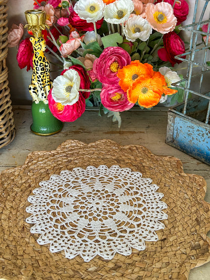 Vintage Medium Doilies
