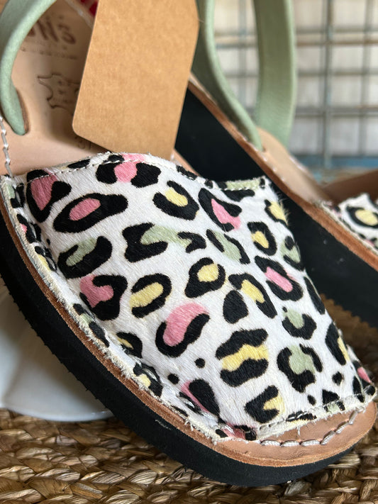 Original "PONS" Women’s Sandals- Size 37  *Made in Spain