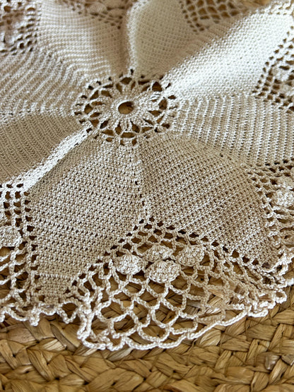 Vintage Medium Doilies