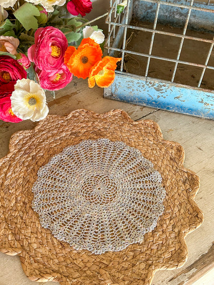 Vintage Medium Doilies