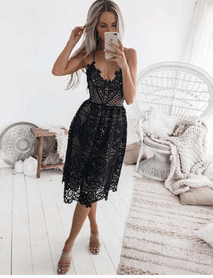 Two Sisters “Annabelle” Lace Dress- Size 10