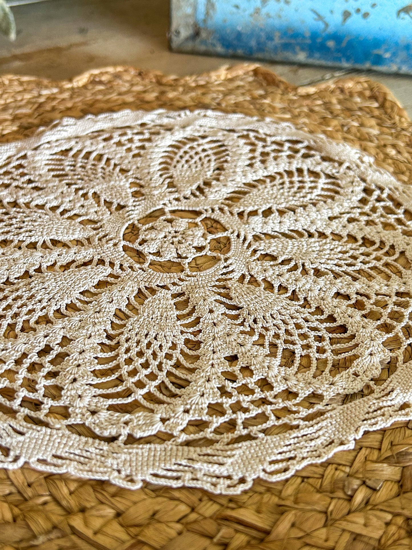 Vintage Medium Doilies